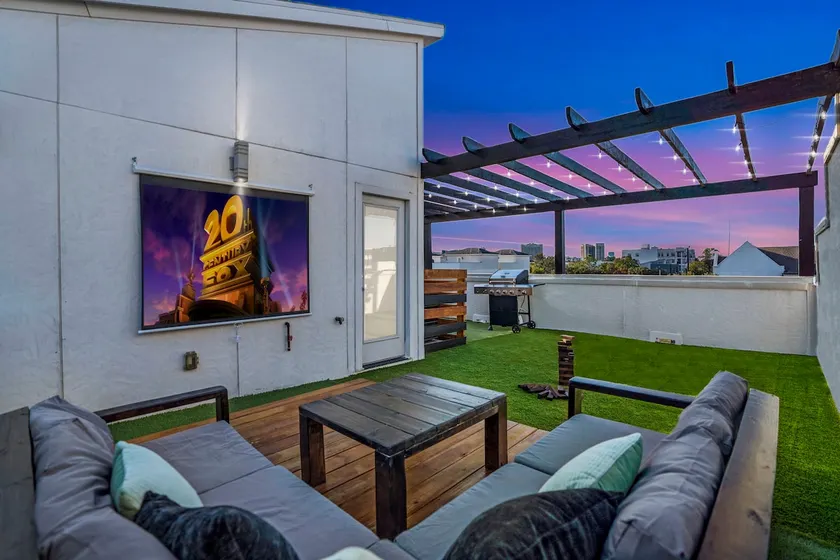 Museum district 3BR House + Rooftop & Pool Table - Image 1