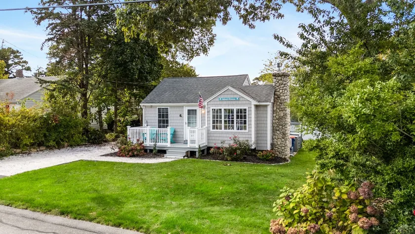 Tiny House - Image 1