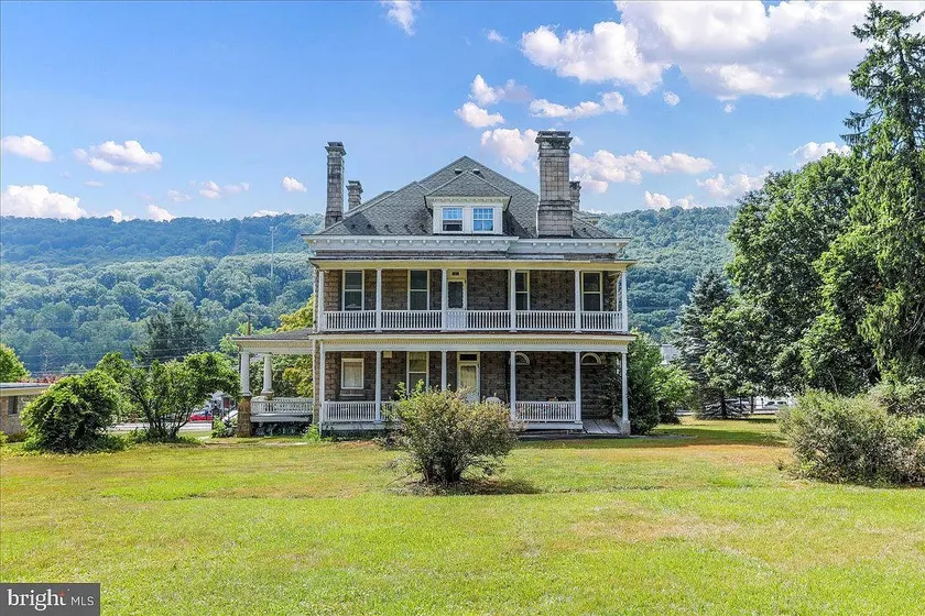 Mountain view Grand 6BR in LaVale |15min Rocky Gap - Image 1