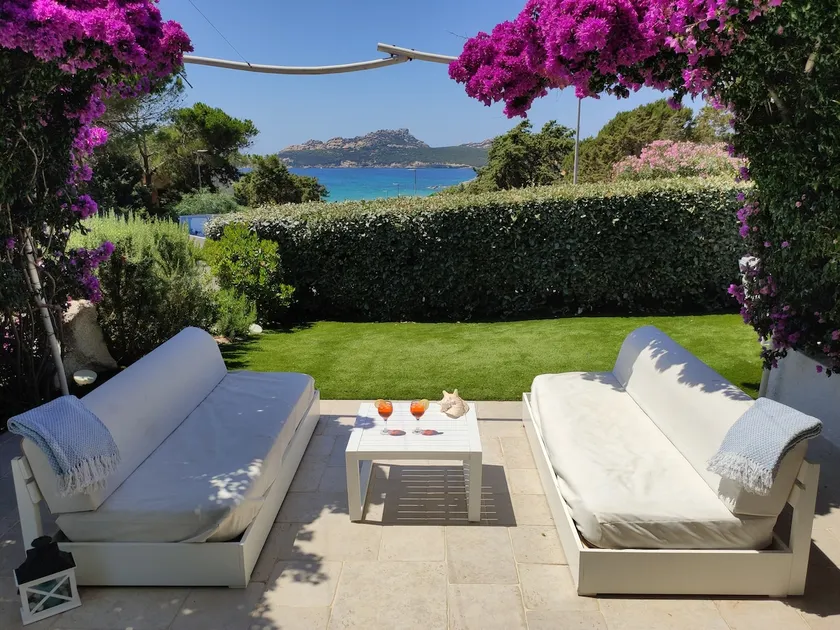Beautiful Villa a few steps from the sea in Sardinia - Image 1