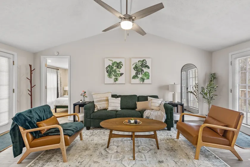 Broad Ripple Retreat - 4 bdrms, 2ba - Image 1