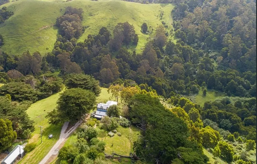 Blue Farm Cottage - Image 1