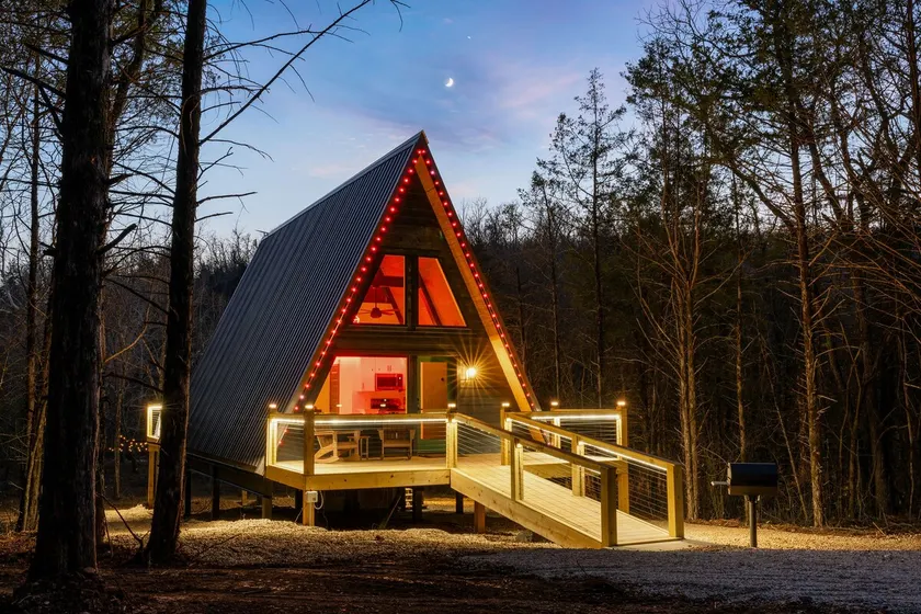 LEDCabin, See the Stars w/ Sauna & Hot Tub - Image 1