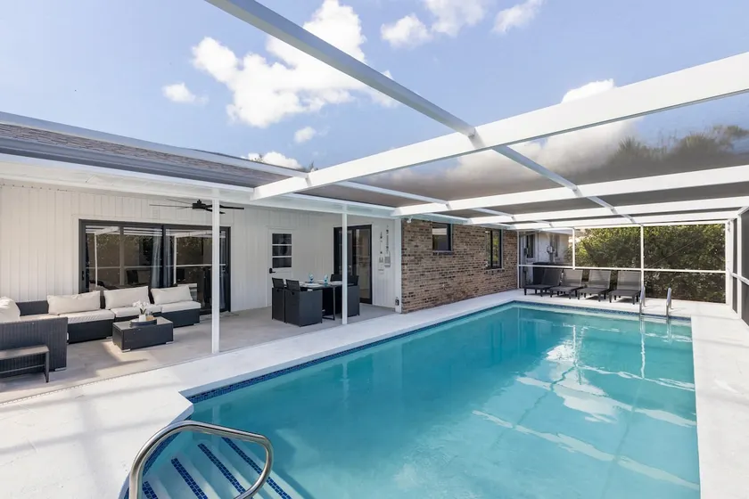 Naples Gem Near Beach Heated Pool & BBQ - Image 1