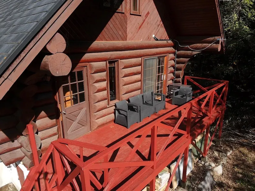 Prime Katsunuma: Private log house in the forest | A relaxing space to enjoy BBQ surrounded by greenery - Image 1