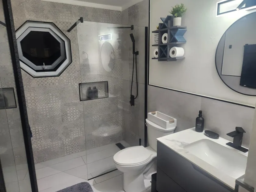 Cozy 1 Bedroom Apt at the Ascot - Image 1