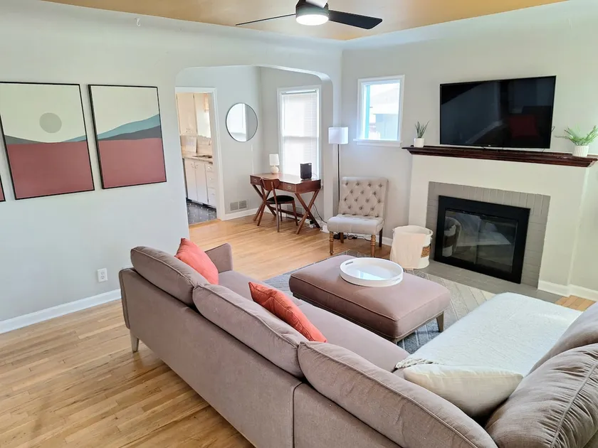 Cozy Home on Sunset Avenue close to downtown - Image 1