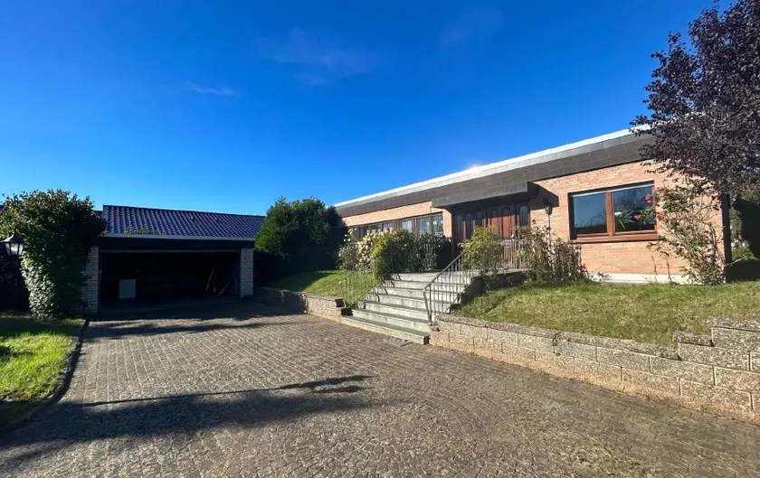Vacation home large villa, exhibitor, fitter's house - Image 1