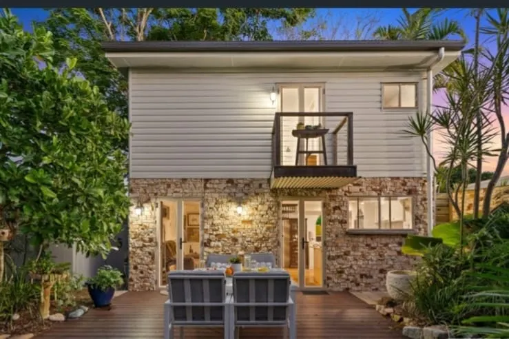 Modern house walking distance to beach - Image 1