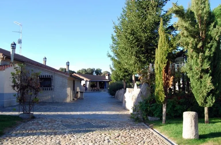 House 1 and Barraca with a pool - Image 1