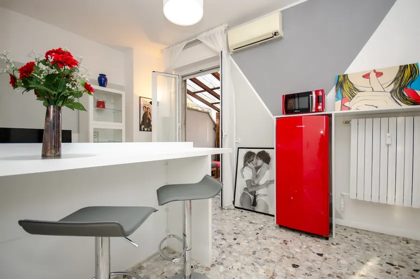 VivimiHome - Zanella House - Image 1
