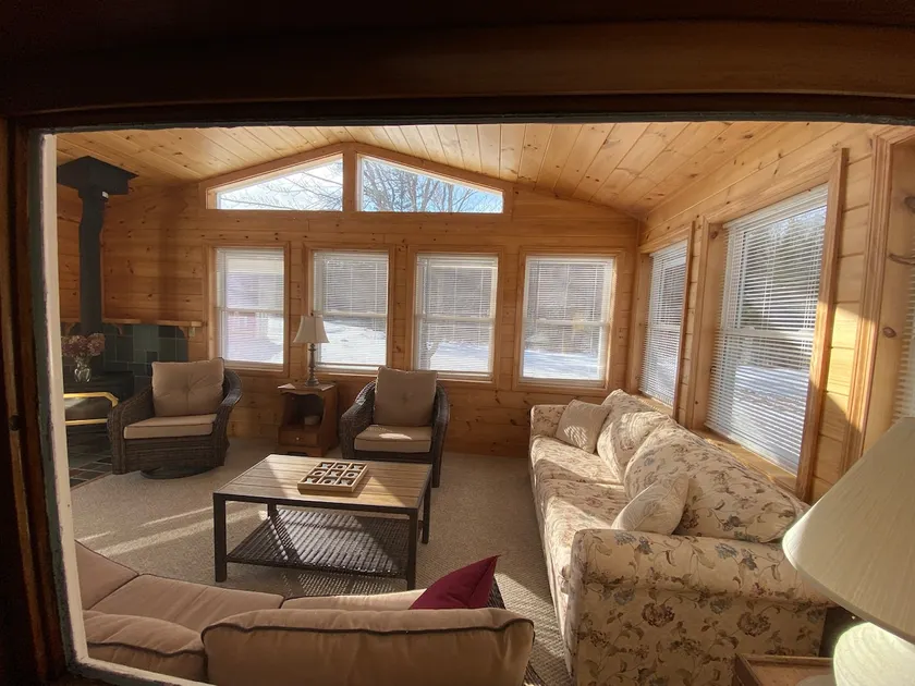 Comfortable ranch close to Gore! - Image 1