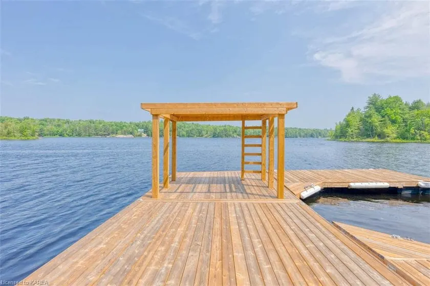 Kennebec Escapes - Lake View - Image 1