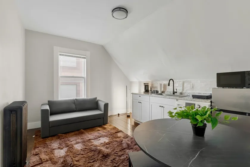 Modern 2 Beds. Walk to HBS. Near Harvard, MIT, BU - Image 1