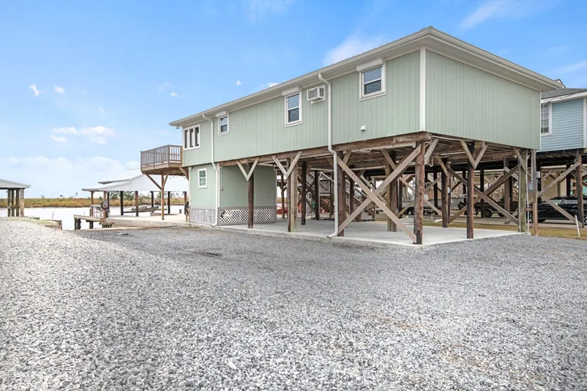 Redfish Retreat - Image 1