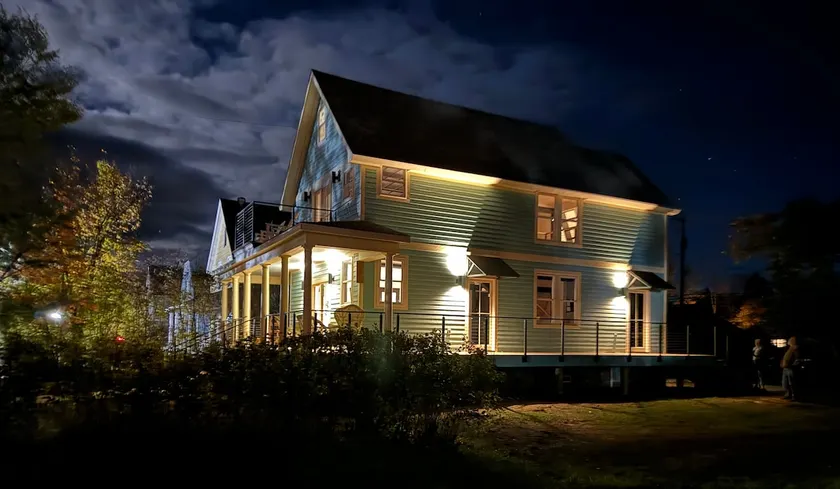 The Maki House-Fully Renovated 1908 Company House - Image 1