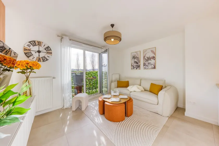 - Cozy, fully equipped one-bedroom apartment for mobility lease - - Image 1