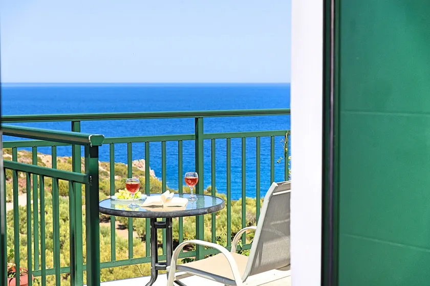 Istron Beachview Apartment - Image 1