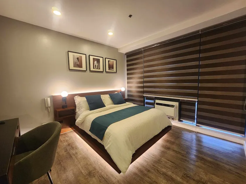Prime Location Walk to Nightlife! The Gramercy - Image 1