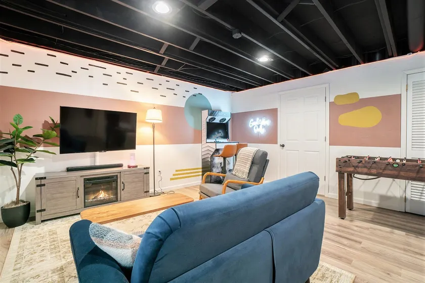 Lake Michigan • Hot Tub • Game Room • Fire Pit - Image 1