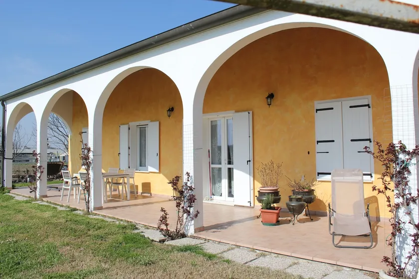 Casa in villa con grande giardino, patio e park privato - Image 1