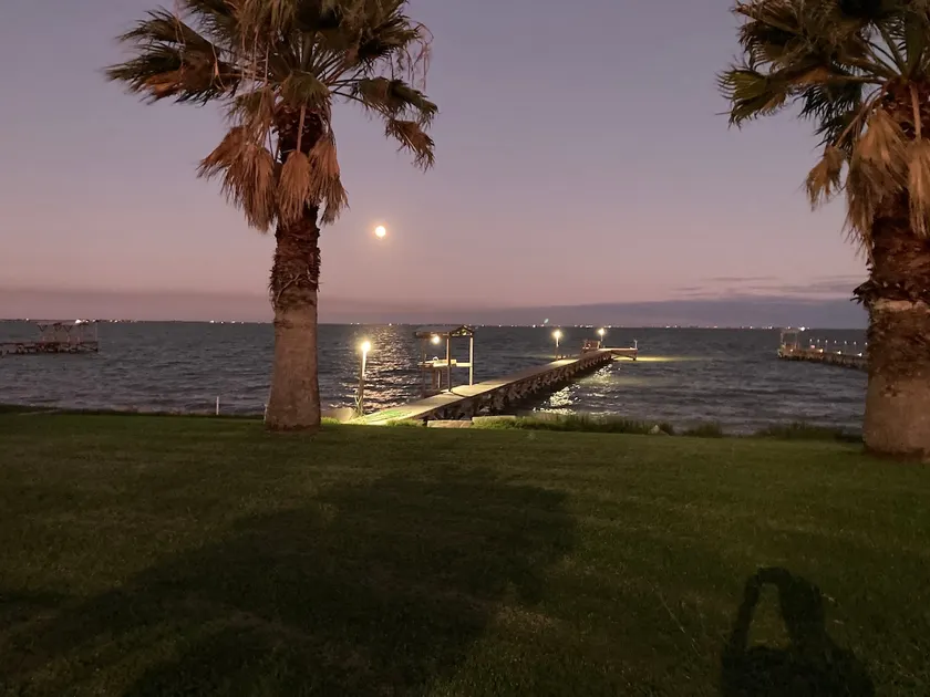 The Four Palms Fishing Cabin - Image 1