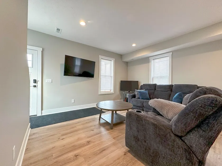 Totches Terrace - Image 1