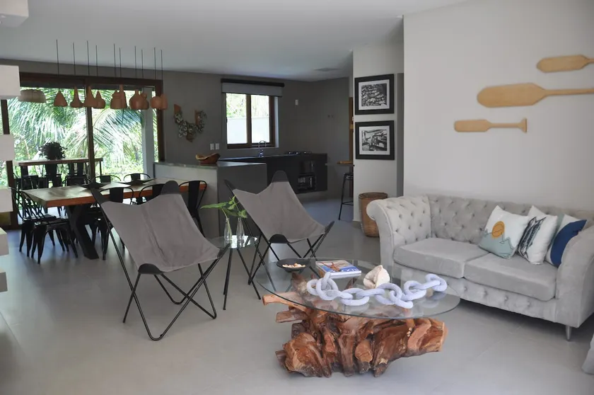 Very close to the beach! - Image 1