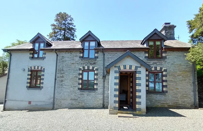 Spring Hill Cottage - Image 1