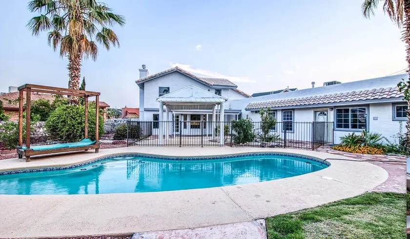 West EP Poolside Mountain Views - Image 1