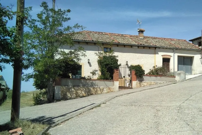 A little house in Segovia - Image 1