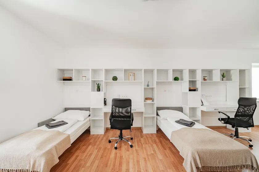 Central City Suite - Two Single Beds - Image 1