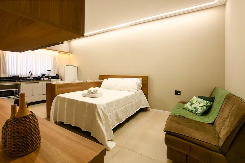 Studio apartment in the BPS neighborhood - Image 1