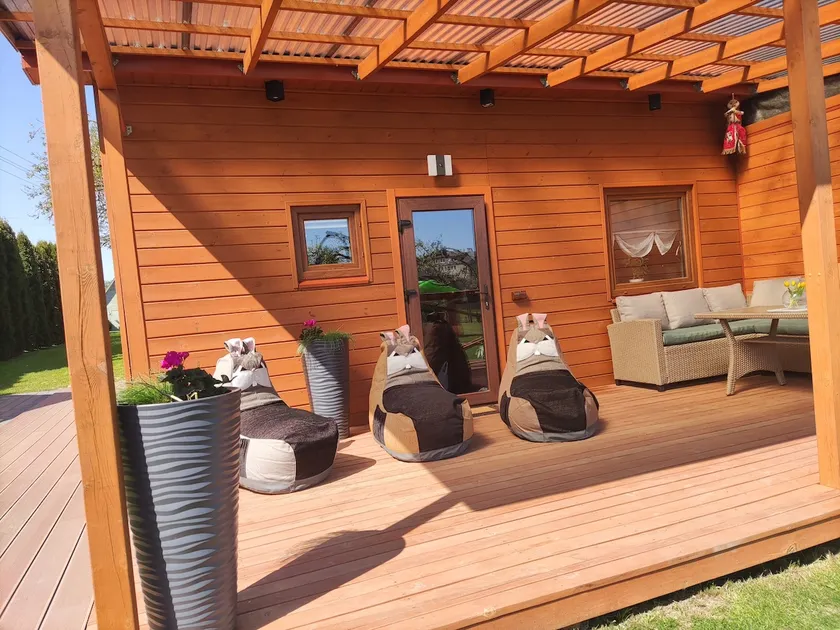 Country Cabin - Image 1