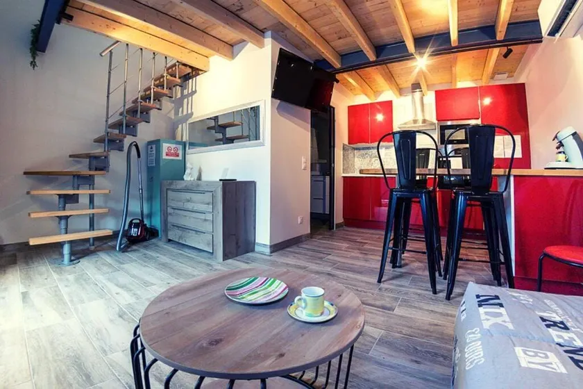 Free Parking - Terrace - Air conditioning -1 - Image 1