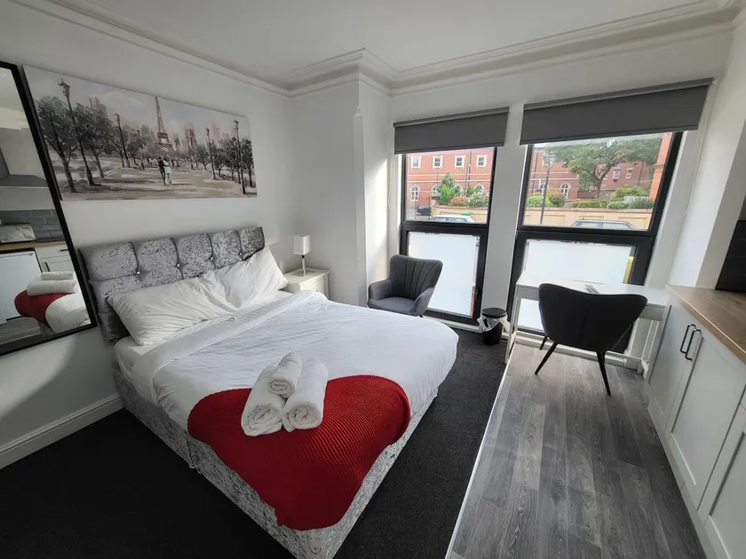 Fishpond Family Suite - Image 1