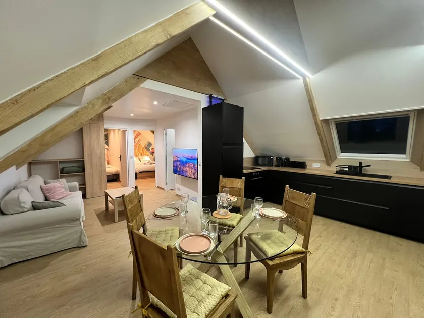 Cozy 2 bedroom accommodation - Image 1