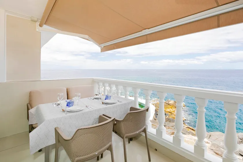 The Pearl of the Atlantic! - Image 1
