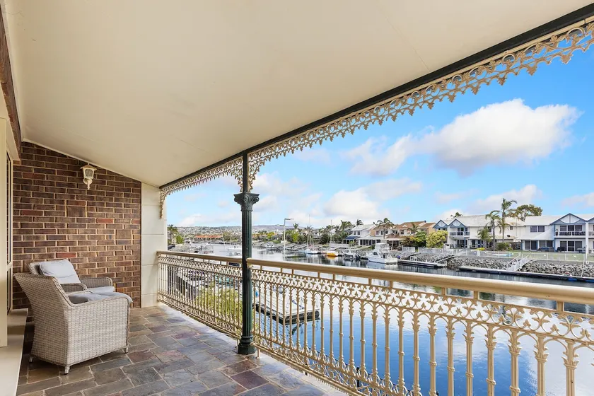 Waterside Oasis - Image 1