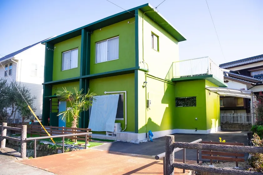 Murozumi Green House - Image 1
