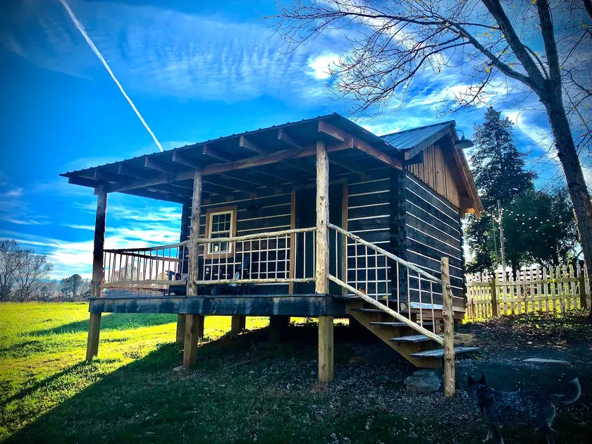 The Cabin on Petra Farm - Image 1