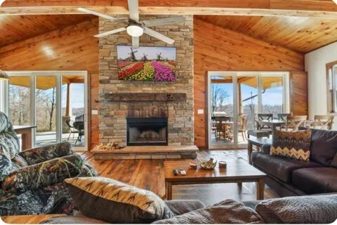 The Nestled Cabin - Image 1