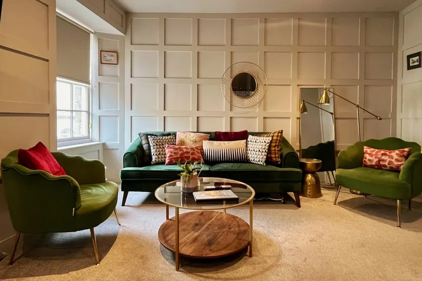 Boutique Stay in City Centre - Image 1