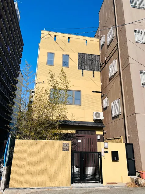 Sakura Dance 2, 8 min walk to Dotonbori, 6 min to subway station, spacious Japanese-style house - Image 1