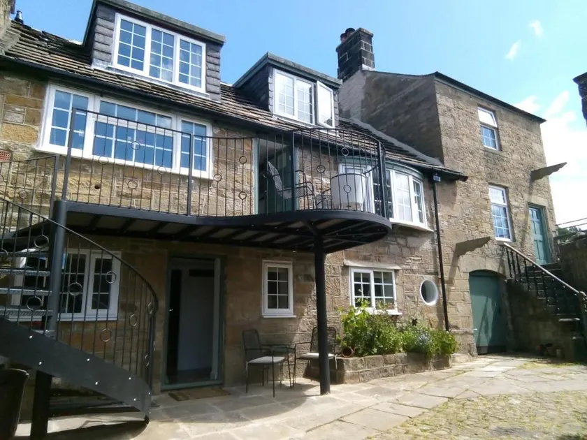 Rivulet Cottage - Image 1