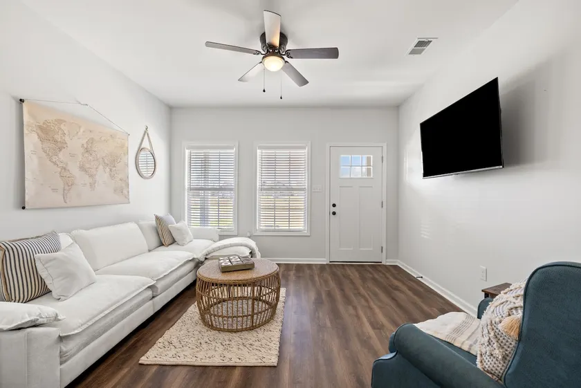 Entire Home in Charming Berea - Image 1