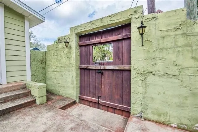 Historic Recording Studio - Image 1
