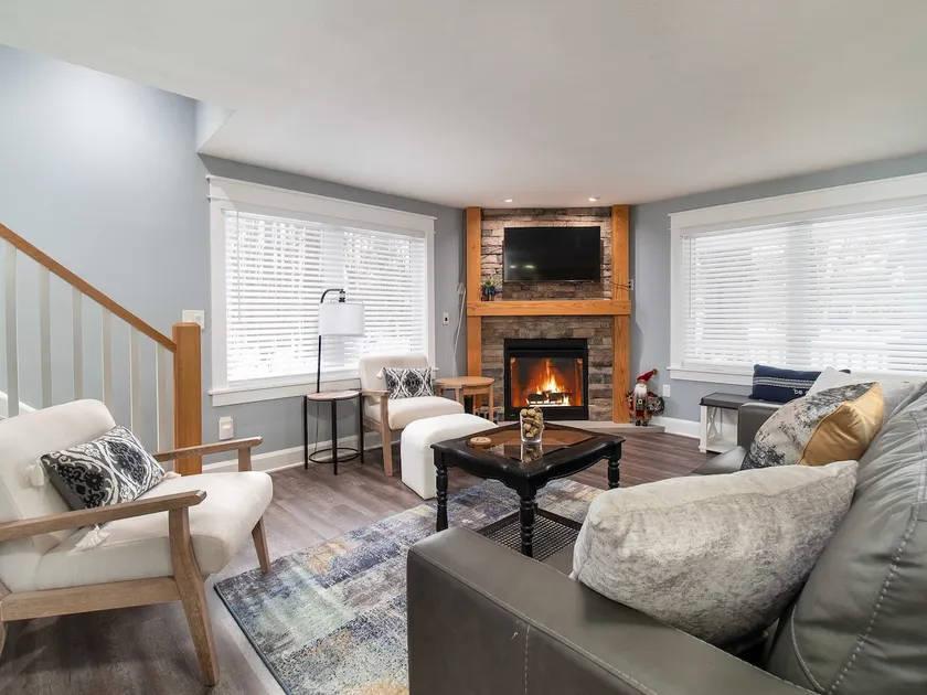 Palli's Place LLC - Cozy Retreat - Image 1
