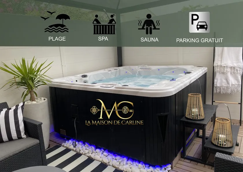 Romantic getaway, private spa & sauna, beach 80 m away - Image 1