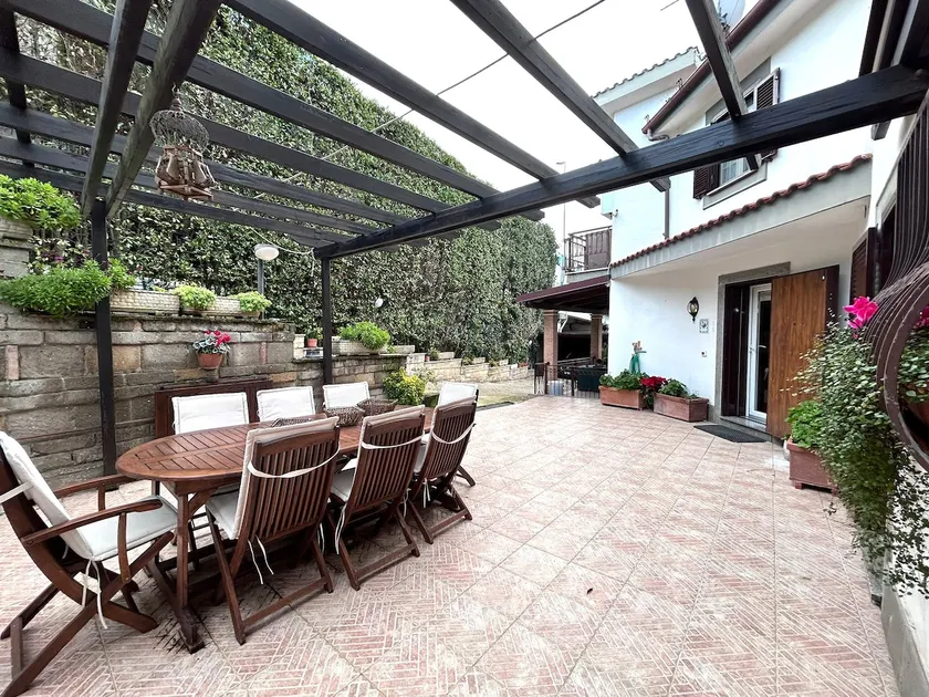 IVI airbnb - Image 1